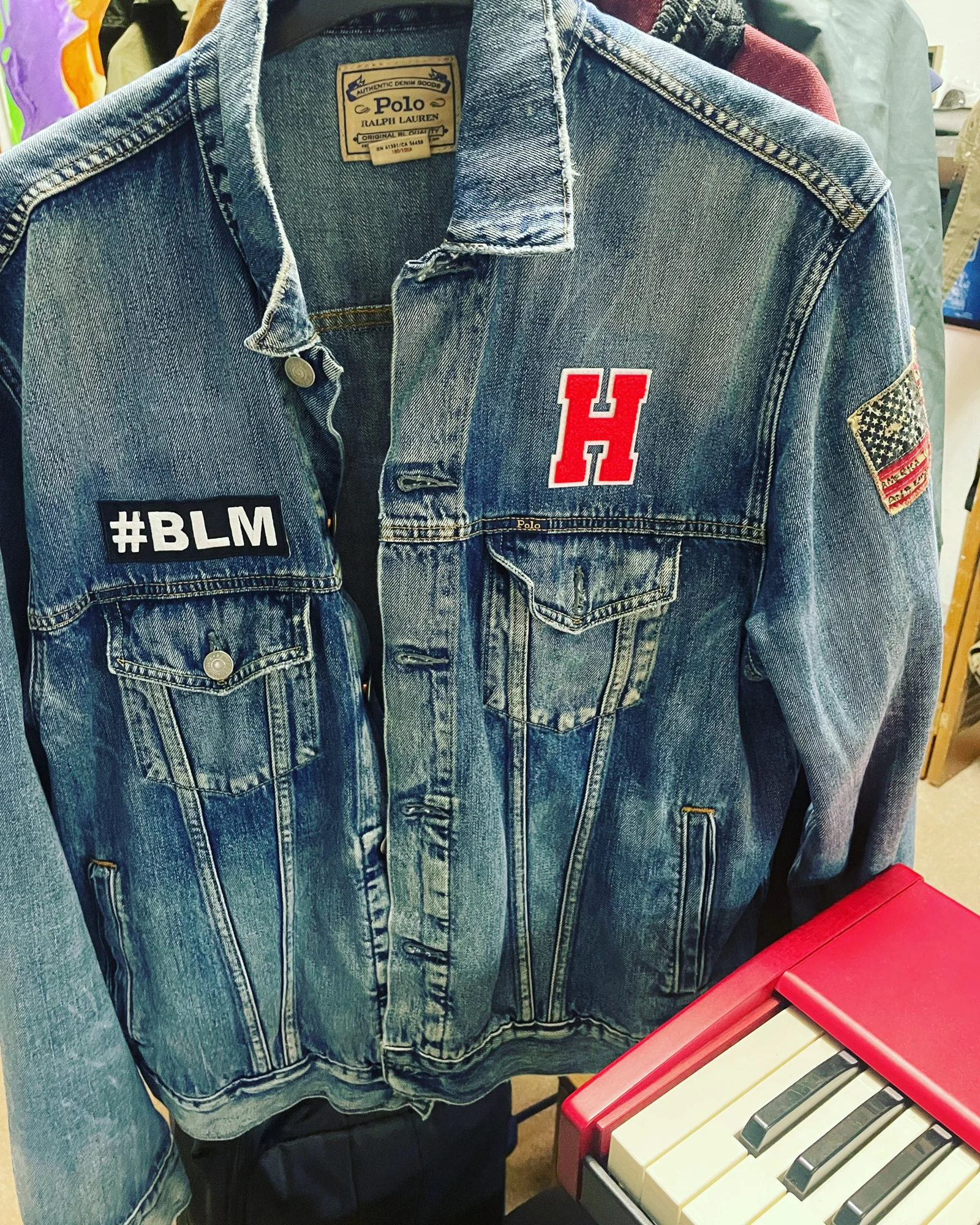 Patched denim / jacket front